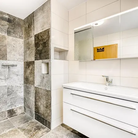 Ideal By A-appartments